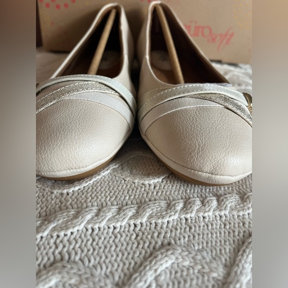 NEW! Euro Soft by Sofft Cream Color Ballet Flats Women’s Size 8.5 - Picture 7 of 16